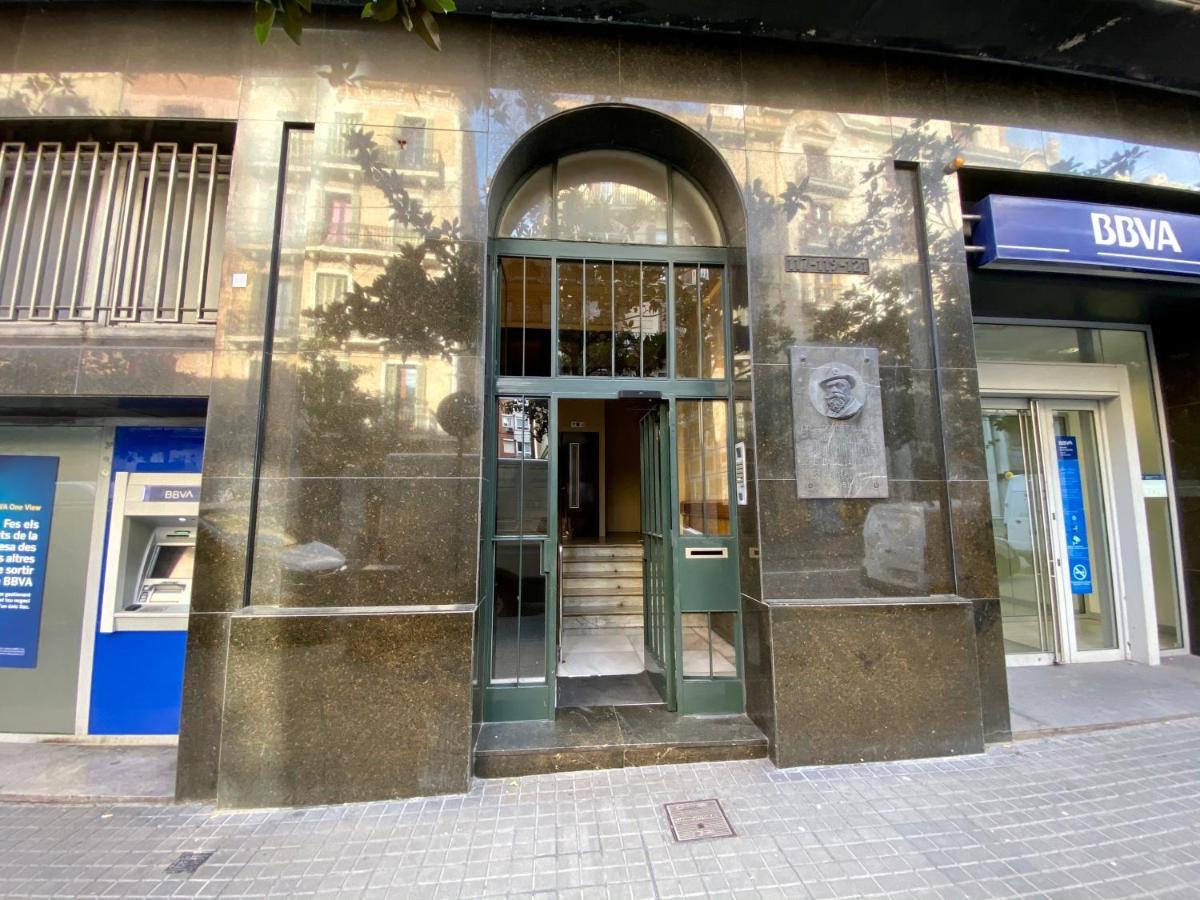Barcelona Housing Recommend For Students Apartment Екстериор снимка